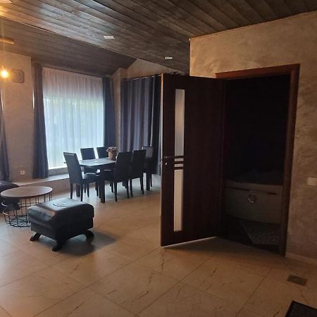 Apartamentai A&S Klaipėda Exteriör bild